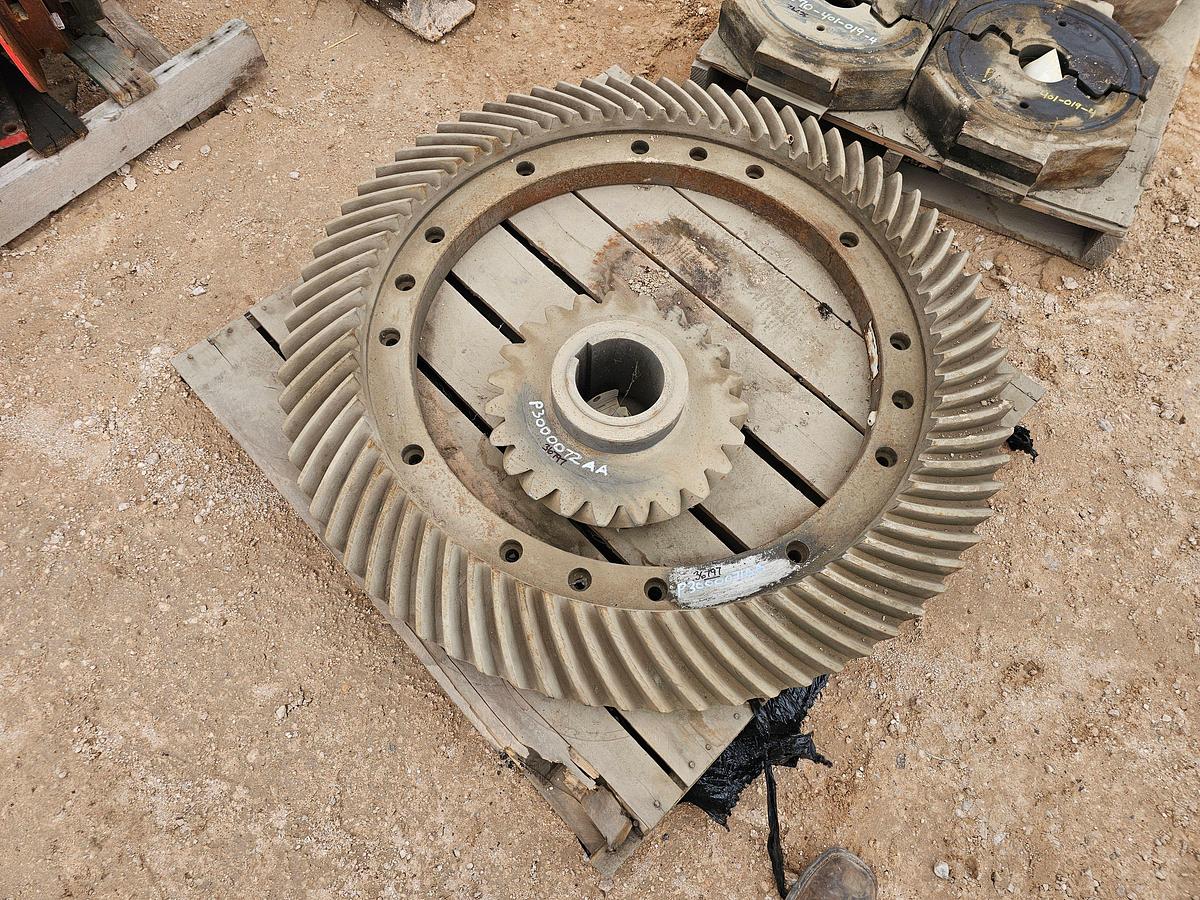 Used 20-1/2" BULL GEAR & PINION GEAR