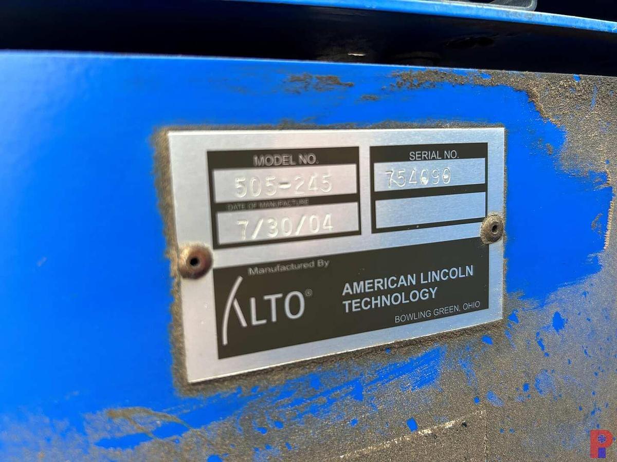 Used AMERICAN-LINCOLN PROPANE POWERED FLOOR SWEEPER