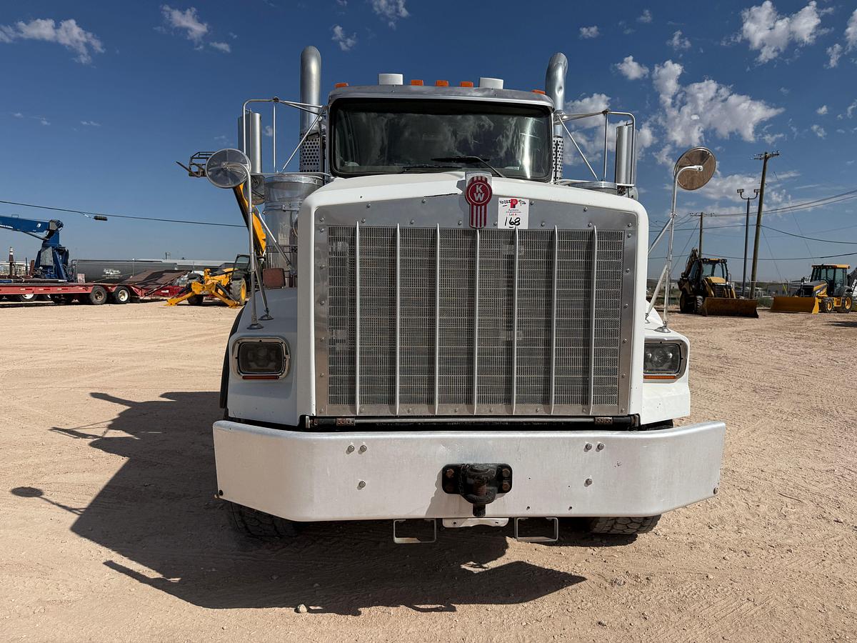 Used 2008 KENWORTH T800 T/A DAYCAB HAUL TRUCK