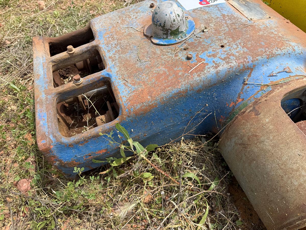Used WHEATLEY MODEL 323 TRIPLEX PUMP W/ HYD MOTOR, NO PUMP