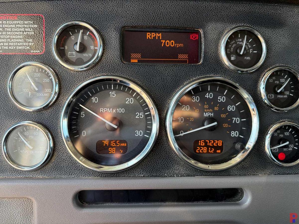 Used 2013 PETERBILT 388 TRI AXLE SLEEPER HAUL TRUCK