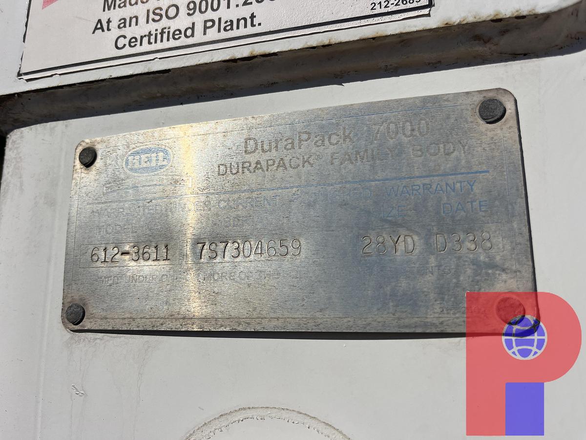 Used 2014 AUTOCAR XPEDITOR T/A 29YD CAB OVER TRASH TRUCK