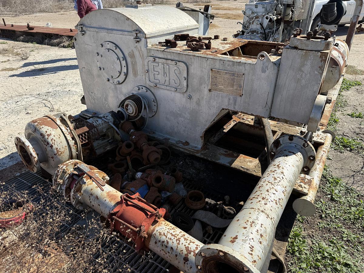 Used EWS W-440 TRIPLEX WELL SERVICE PUMP SKIDDED P/B DETROIT SERIES 60 (INCOMPLETE)