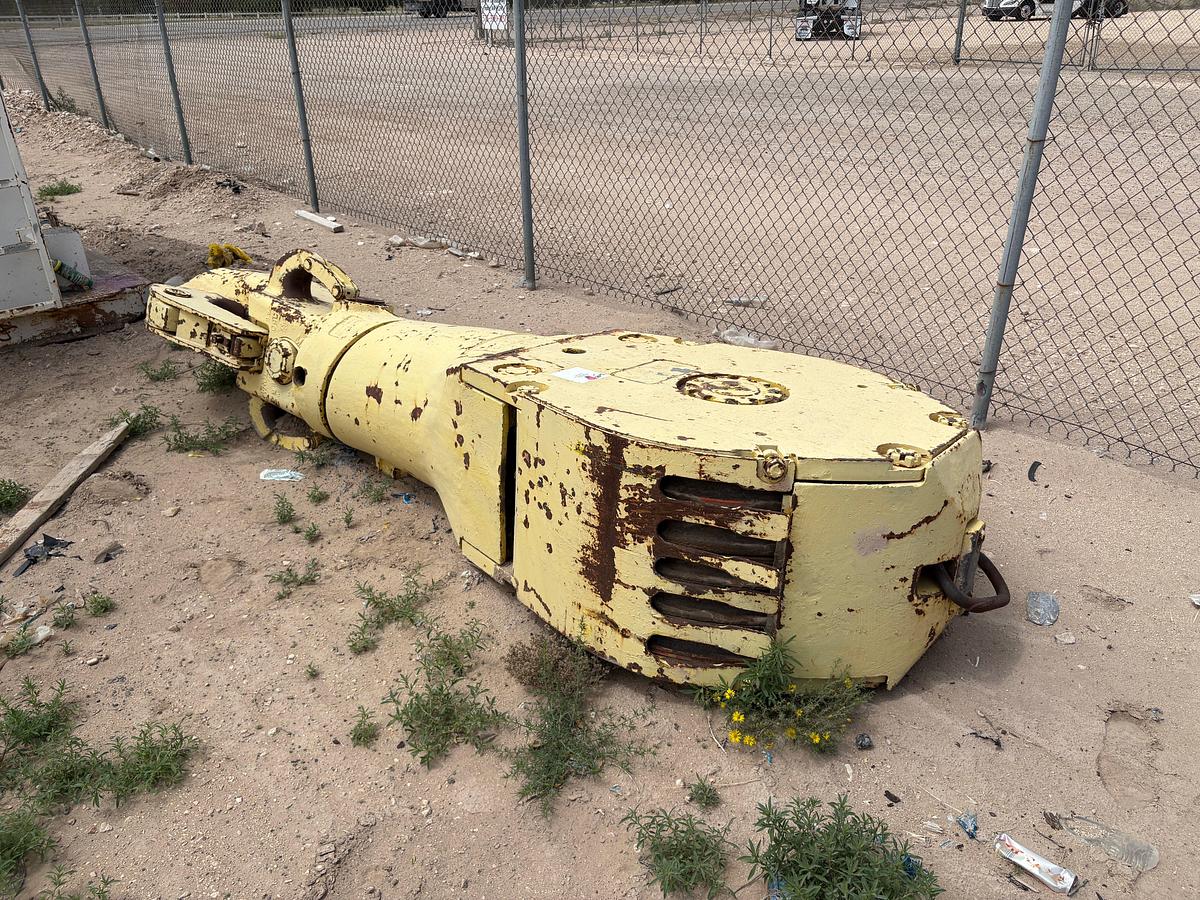 Used MCKISSICK 870 350-TON BLOCK