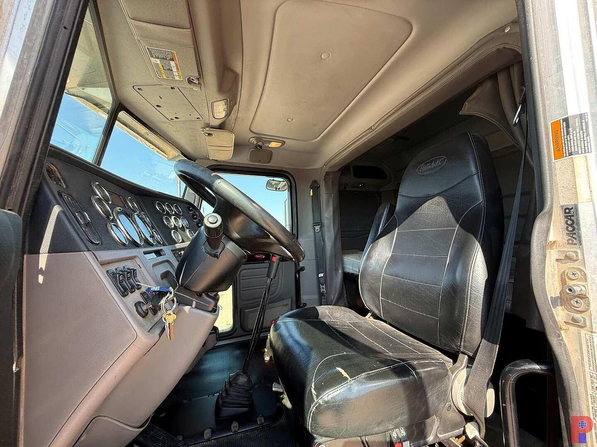 Used 2013 PETERBILT 388 T/A SLEEPER HAUL TRUCK