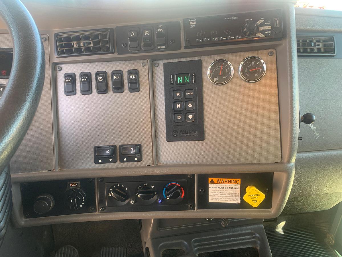 Used 2020 KENWORTH T370 S/A DAYCAB BOBTAIL FUEL TRUCK