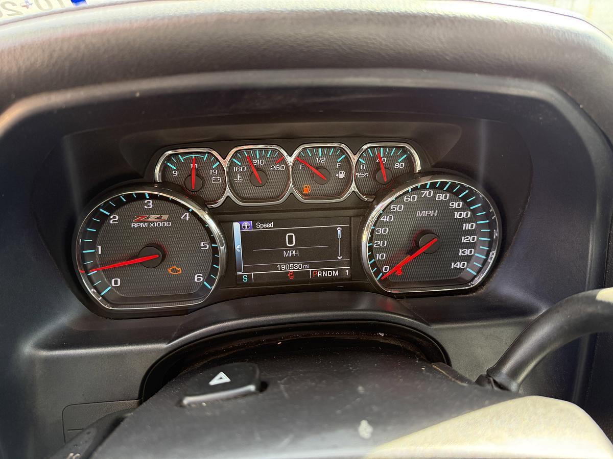 Used 2015 CHEVROLET SILVERADO 2500HD Z71 4WD CREW CAB PICKUP TRUCK