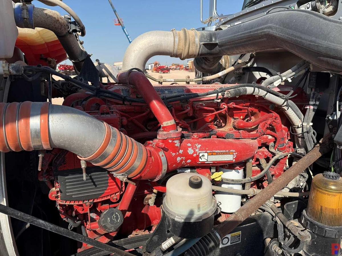 Used 2013 PETERBILT 388 TRI AXLE SLEEPER HAUL TRUCK