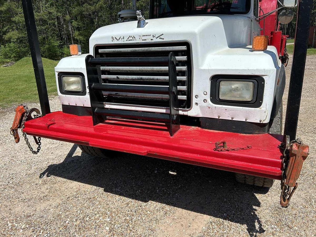 Used FRANKS 658 DD 67'-65,000 13-5/8" X 11" SINGLE POLE WELL SERVICE WORKOVER RIG