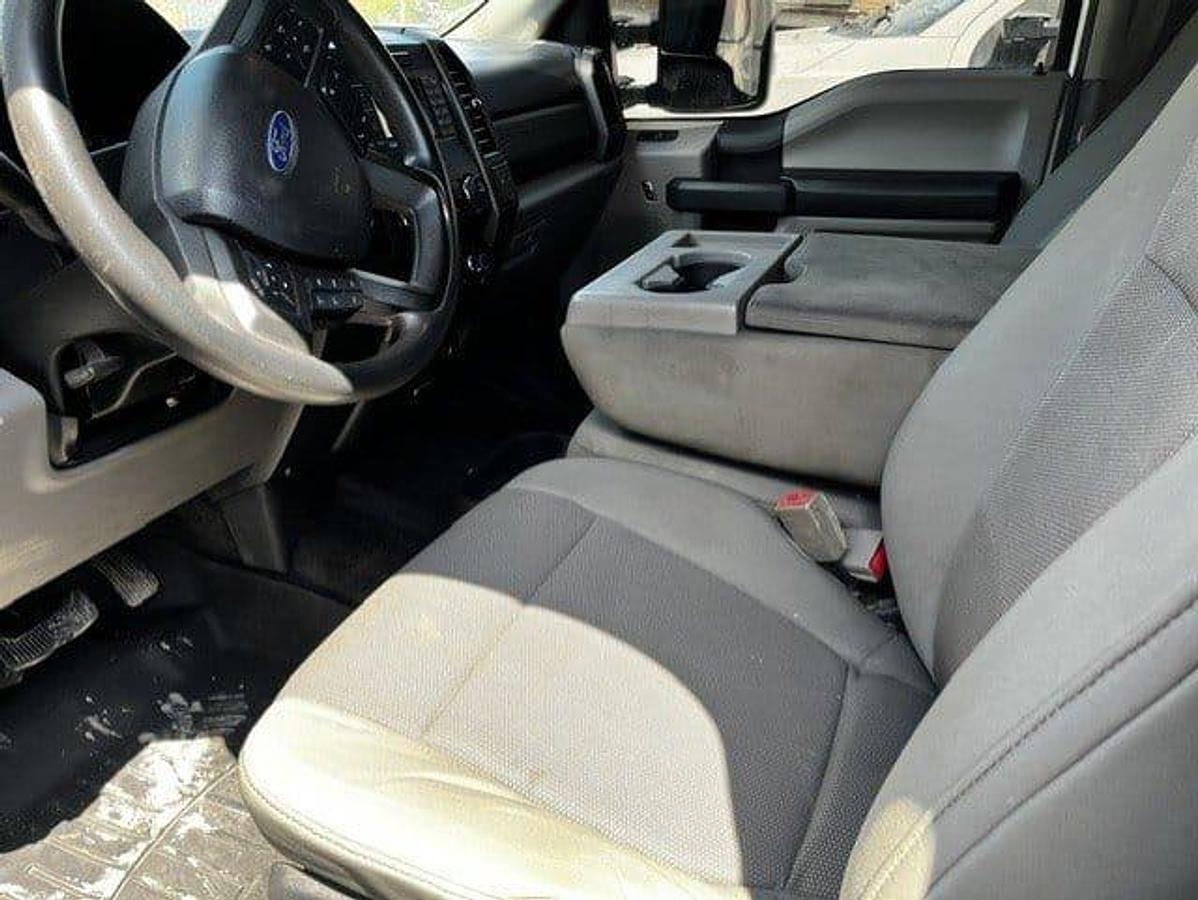 Used 2018 FORD F-250 SUPER DUTY XL 4X4 CREW CAB PICKUP