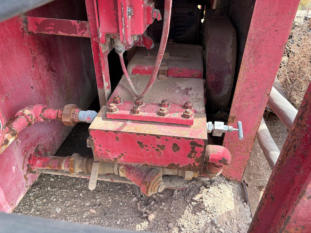 Used Koomey type 80 7-station closing unit, skidded