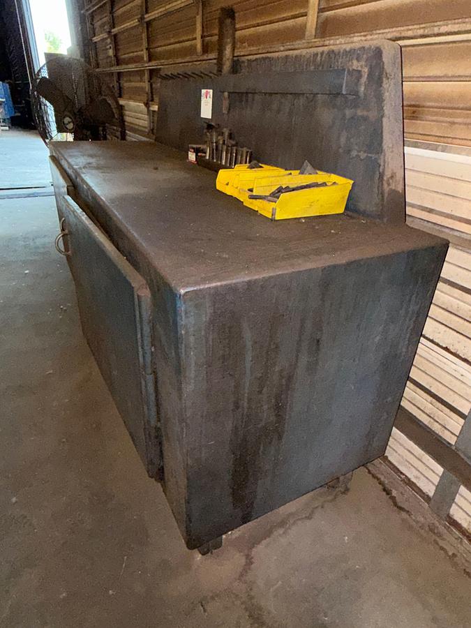 Used 8’x2.6’x3.6’ METAL ROLLING TOOL CABINET & WORK BENCH W/ LATHE TOLLING CONTENTS