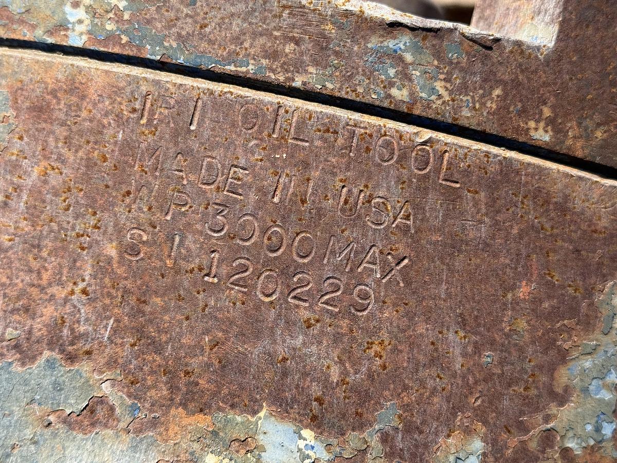 Used (1) MULTI-SIZE SINGLE PLUG CEMENT HEAD