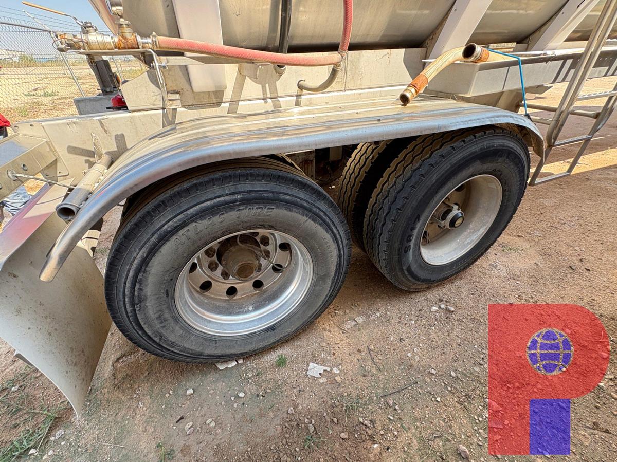 Used 2012 TANKCON  5,400 GALLON T/A CHEMICAL TRANSPORT TRAILER