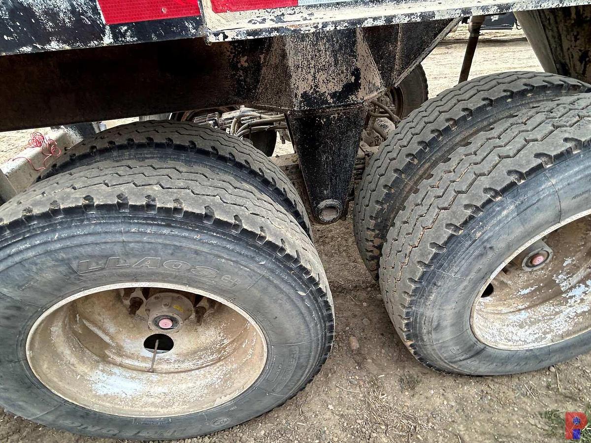 Used 2018 TIGER MANUFACTURING CO. DOUBLE POD PNUEMATIC DRY BULK TRAILER