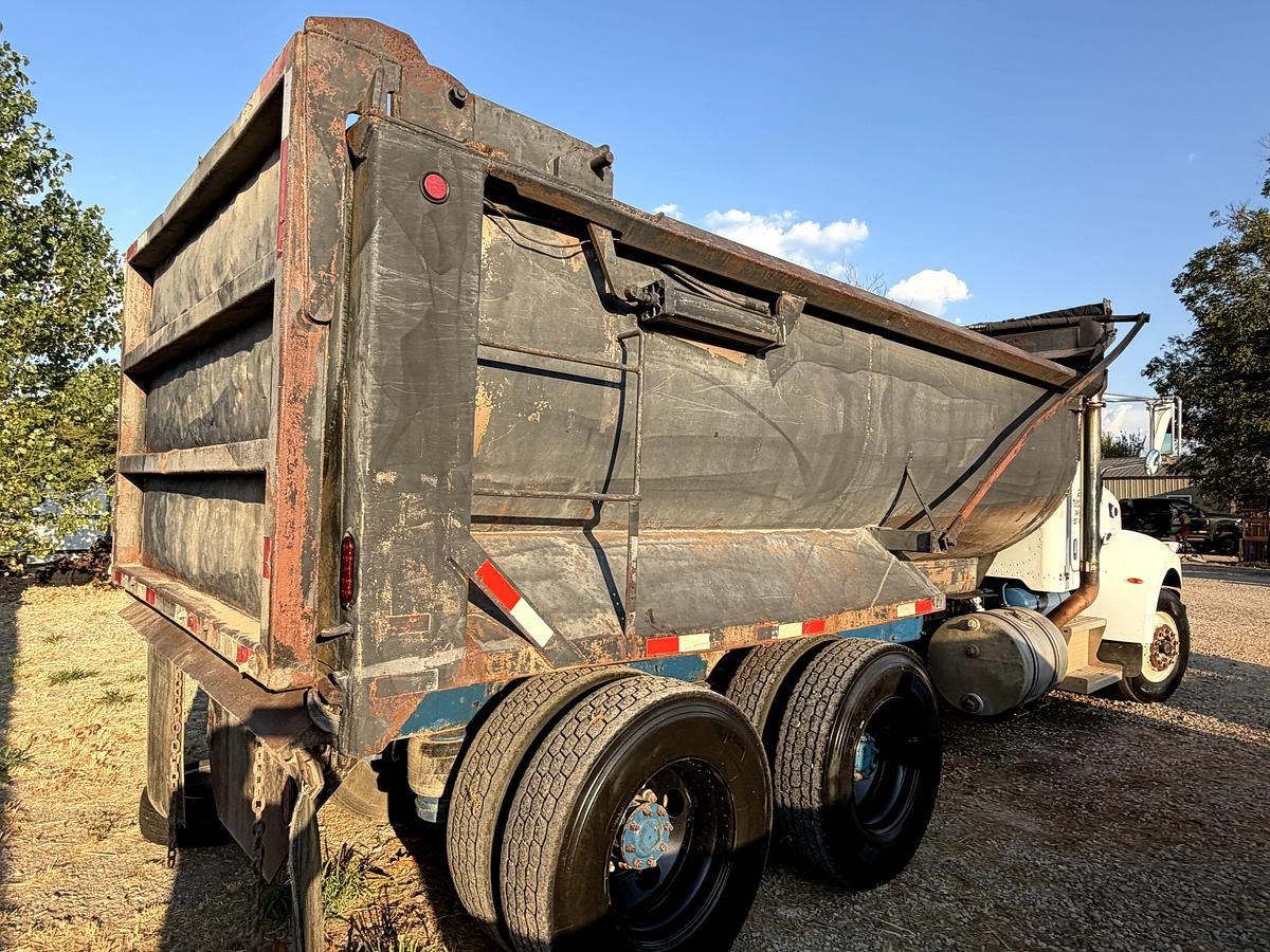 Used 2009 PETERBILT 340 T/A 15-16 CUYD DUMP TRUCK