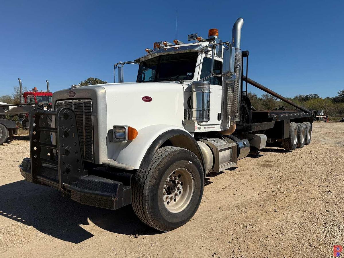 Used 2013 PETERBILT 367 TRI AXLE 60 TON RIG UP WINCH TRUCK