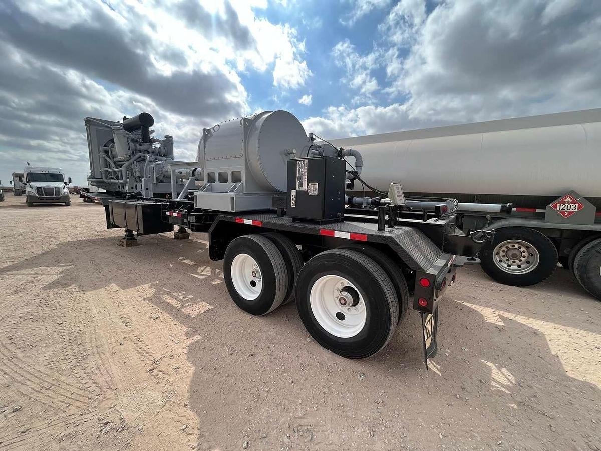 Used GARDNER DENVER 2250HP TRIPLEX FRAC PUMP TRAILER