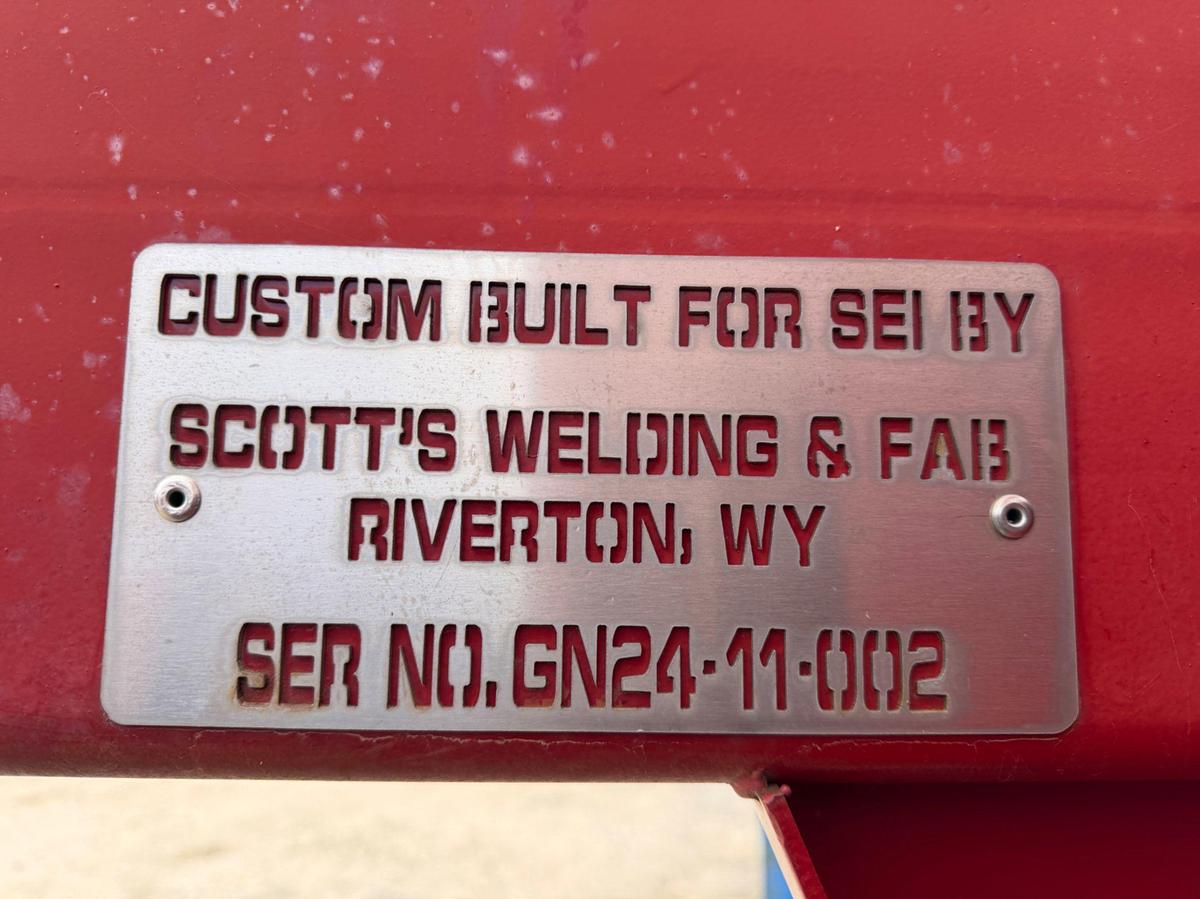 Used Scott’s 24’ Custom Dog House Trailer