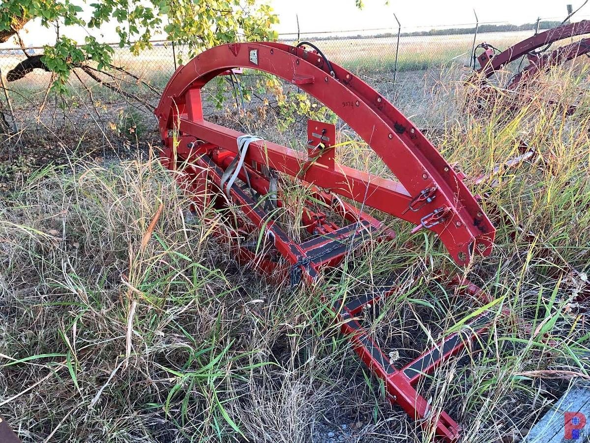 Used (3) HYDRA RIG BI-FOLDING GOOSENECK ARM GUIDES