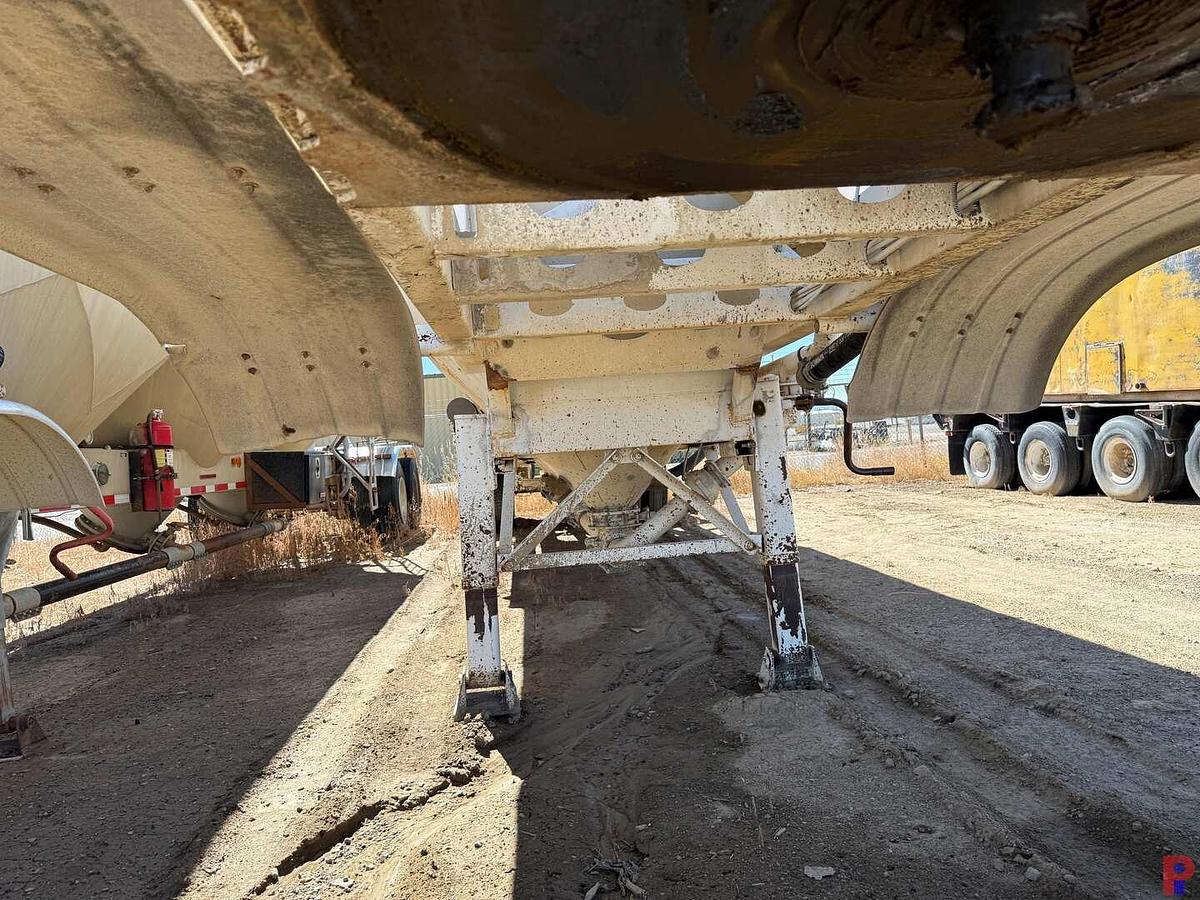 Used 2015 EXA INDUSTRIAL T/A STEEL PNEUMATIC TRAILER