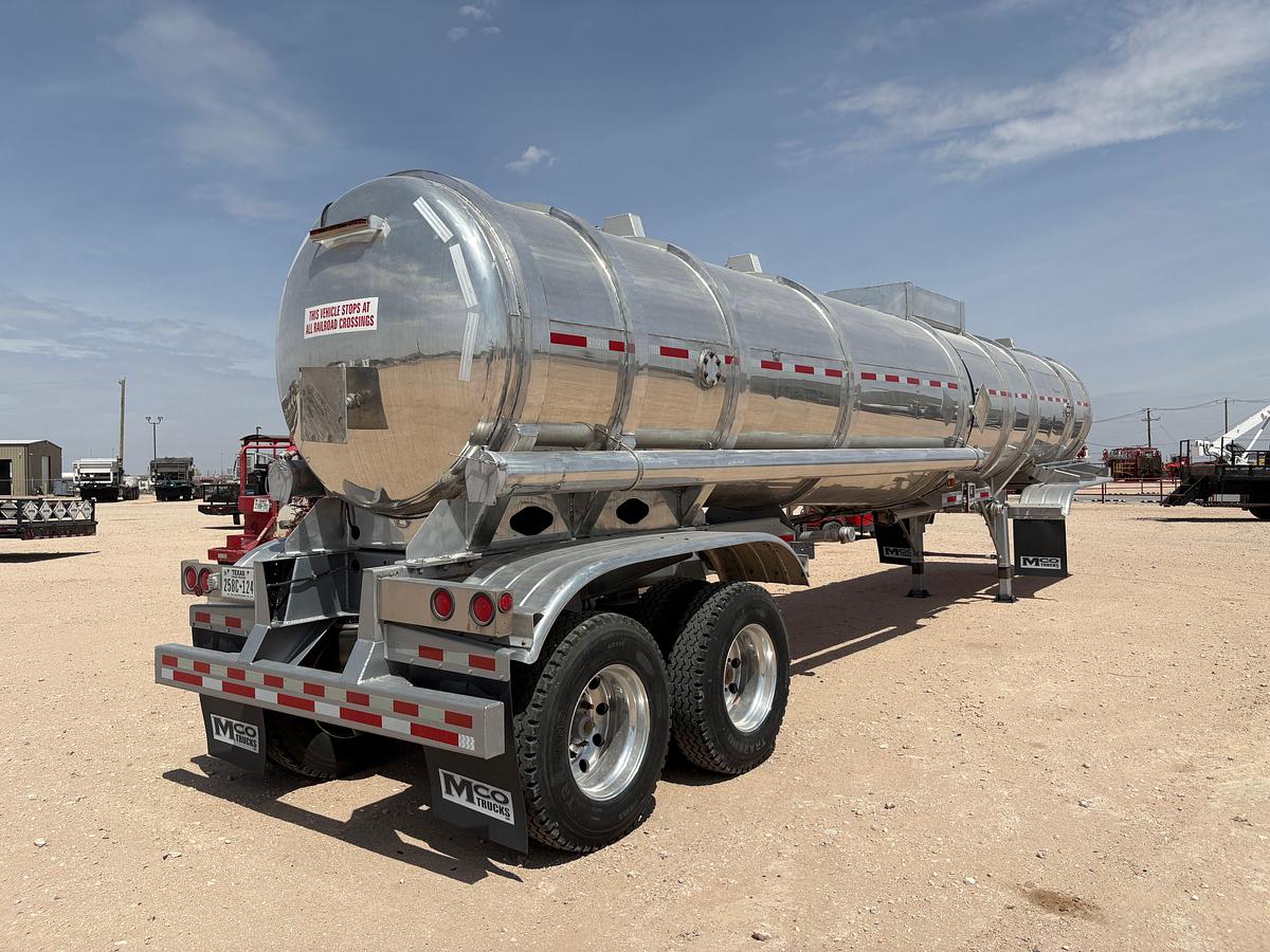 Used 2008 DRAGON PRODUCTS 8,400 GALLON T/A FUEL TRAILER