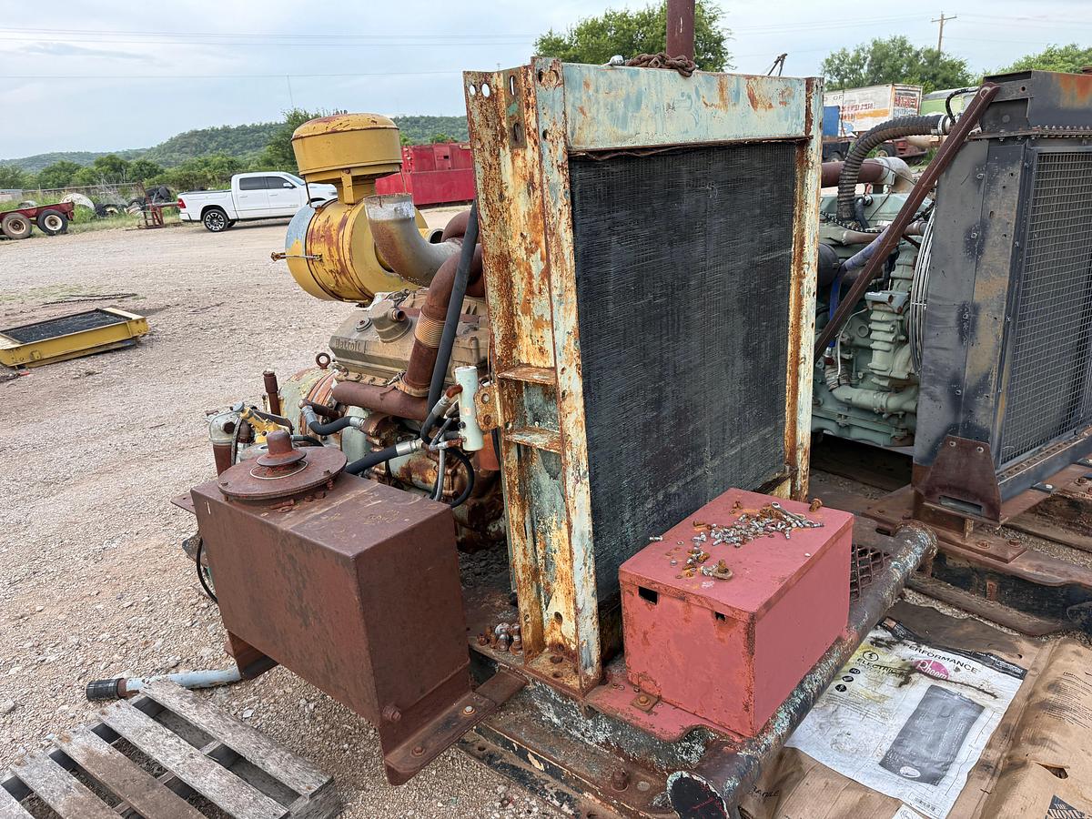 Used DETROIT 8V92T W/ TWIN DISC F-11524-TC-1 TORQUE CONVERTER & RADIATOR, SKIDDED