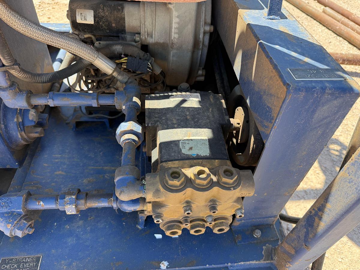 Used MEYERS 3-STATION 4-BOTTLE ACCUMULATOR CLOSING UNIT, SKIDDED