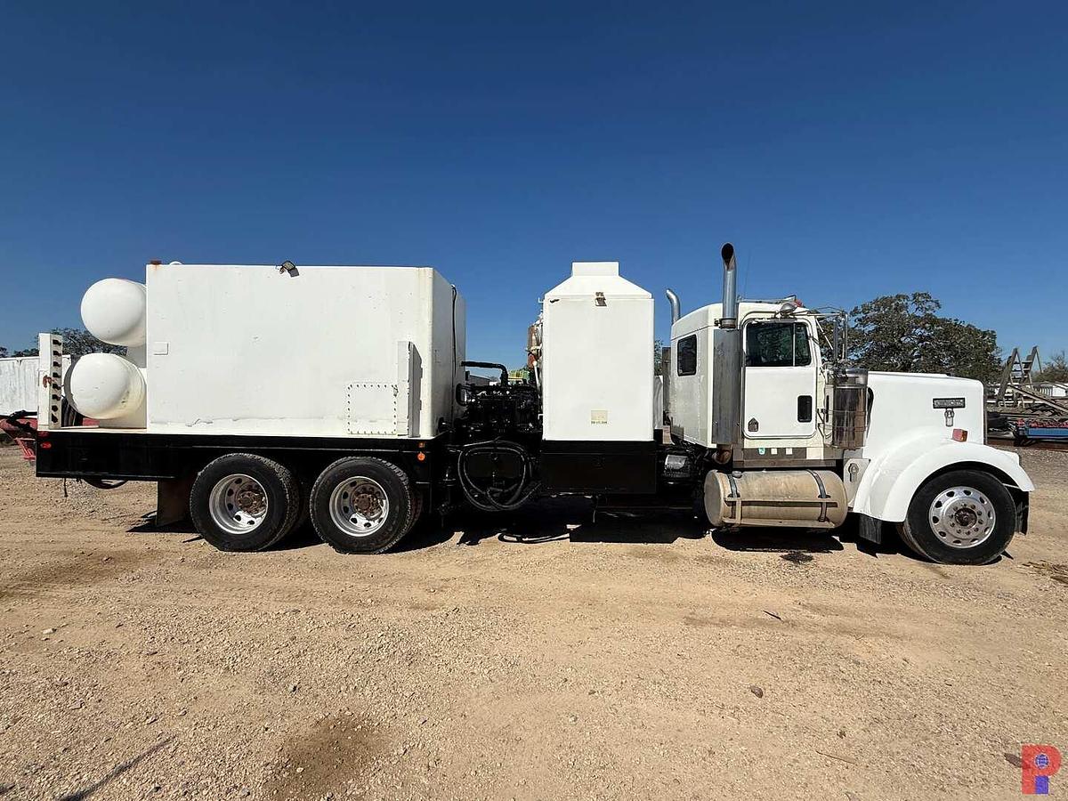 Used 1996 KENWORTH W900 T/A HOT OIL TRUCK