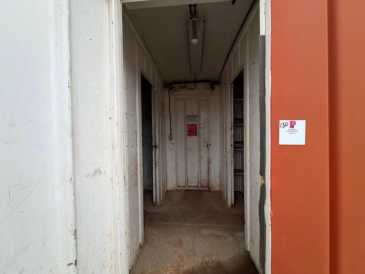 Used 35x8.5x9H SKIDDED DOG HOUSE