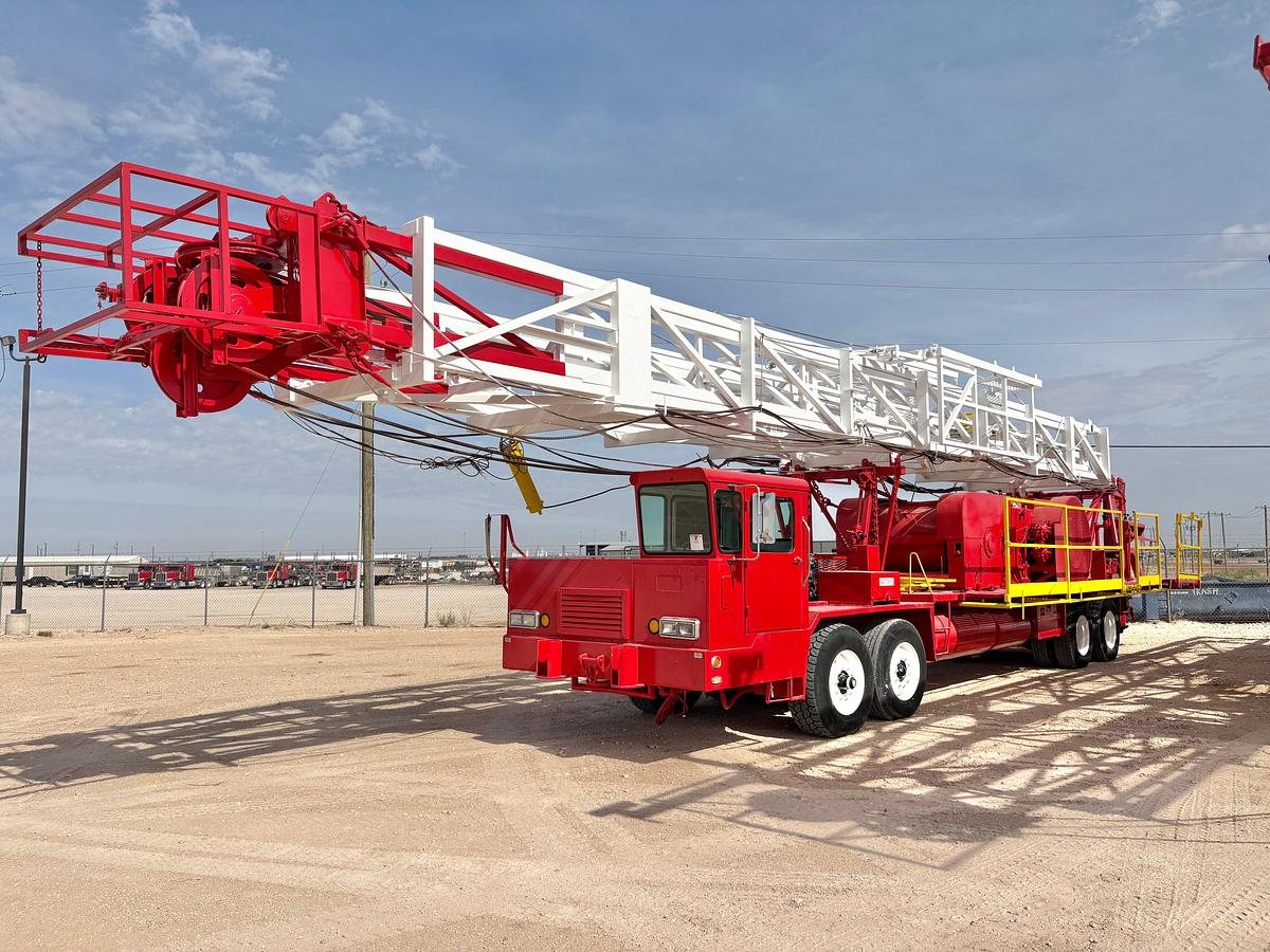 Used FRANKS 1287 Rocket 4-AXLE DOUBLE DRUM WELL SERVICE RIG (2008 NOV 96'x210k Mast)