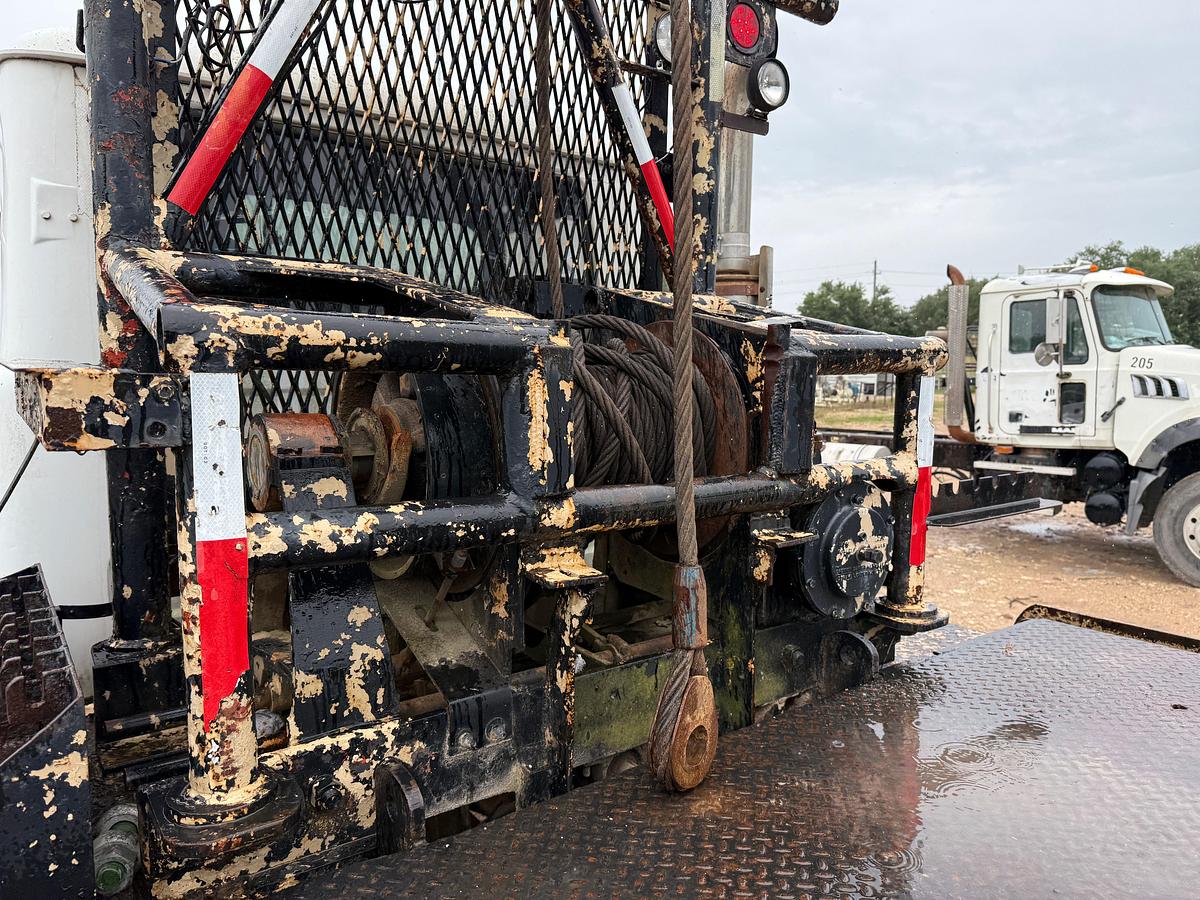 Used 2001 MACK RD688S T/A 45K MECH WINCH TRUCK