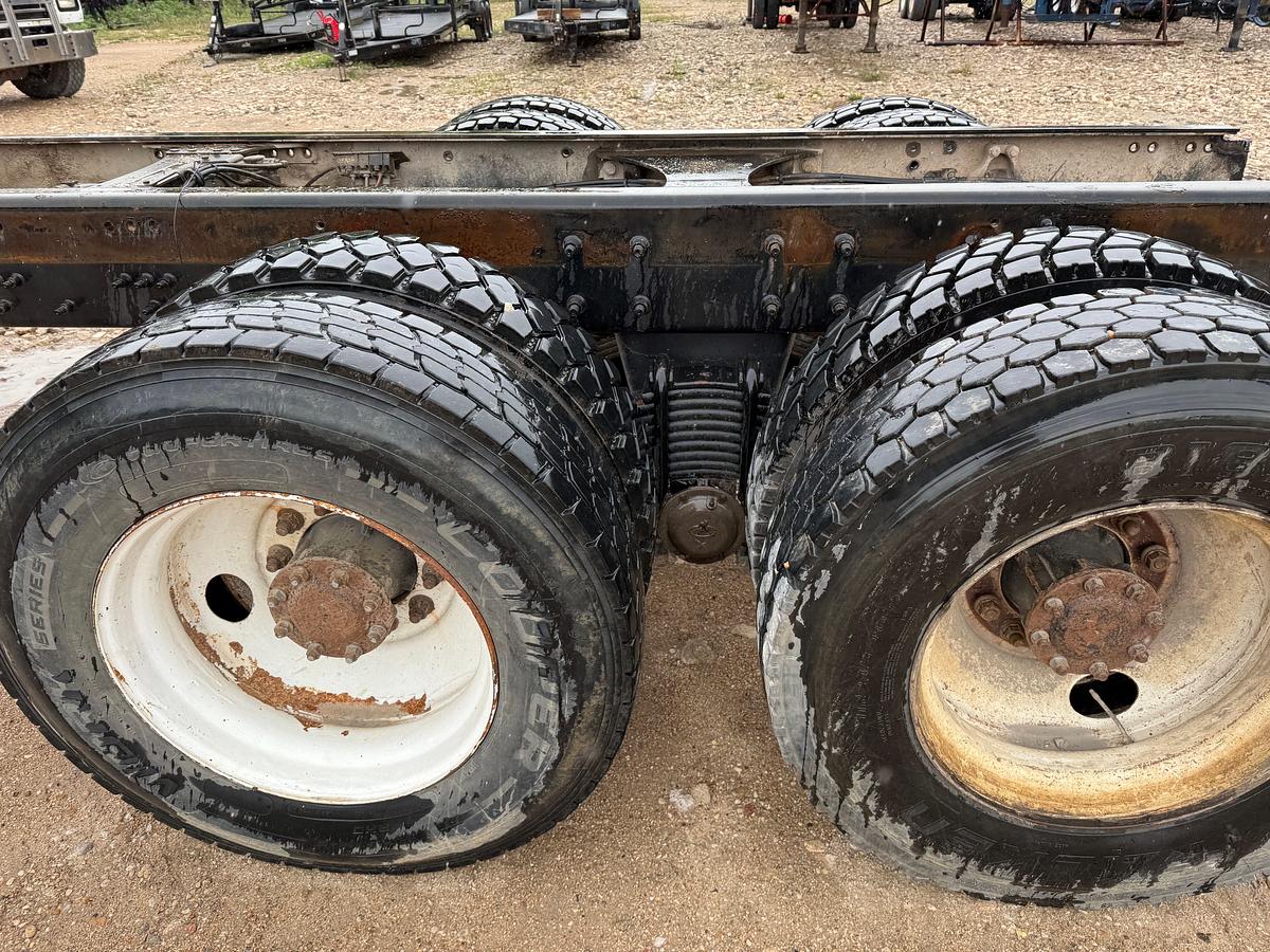 Used 2009 MACK GRANITE GU713 T/A CAB & CHASSIS (INOPERABLE)