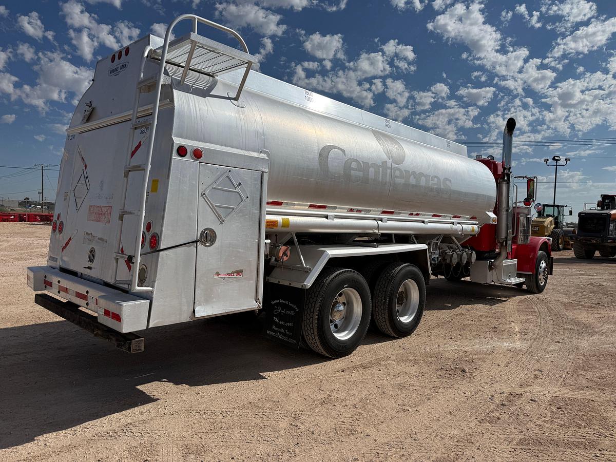 Used 2008 PETERBILT 389