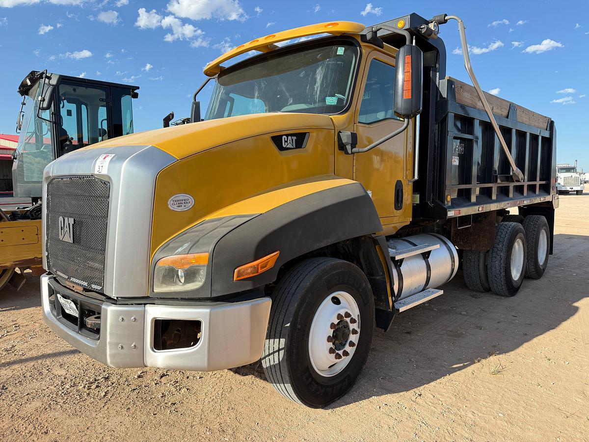 Used 2014 CATERPILLAR CT660S T/A DAYCAB 15YD DUMP TRUCK