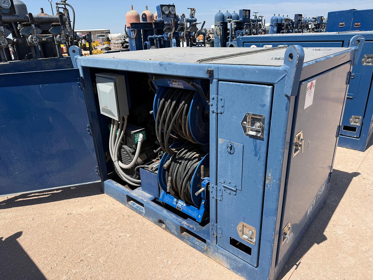Used SELF CONTAINED 20K WP GREASE INJECTION UNIT COMBO P/B 8.4-KW ISUZU DIESEL GENERATOR