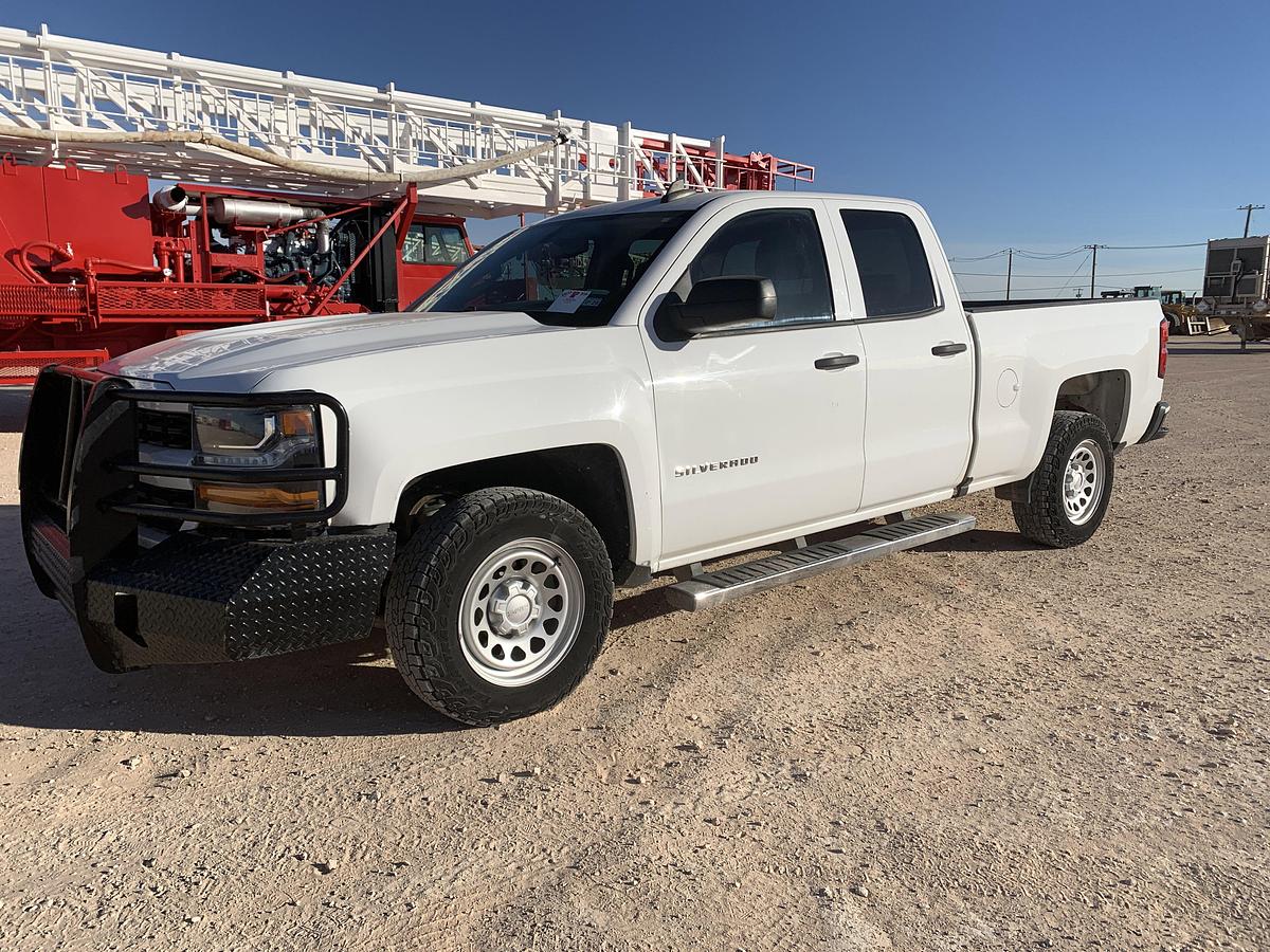Used 2018 CHEVROLET SILVERADO 1500 CREW CAB PICKUP TRUCK