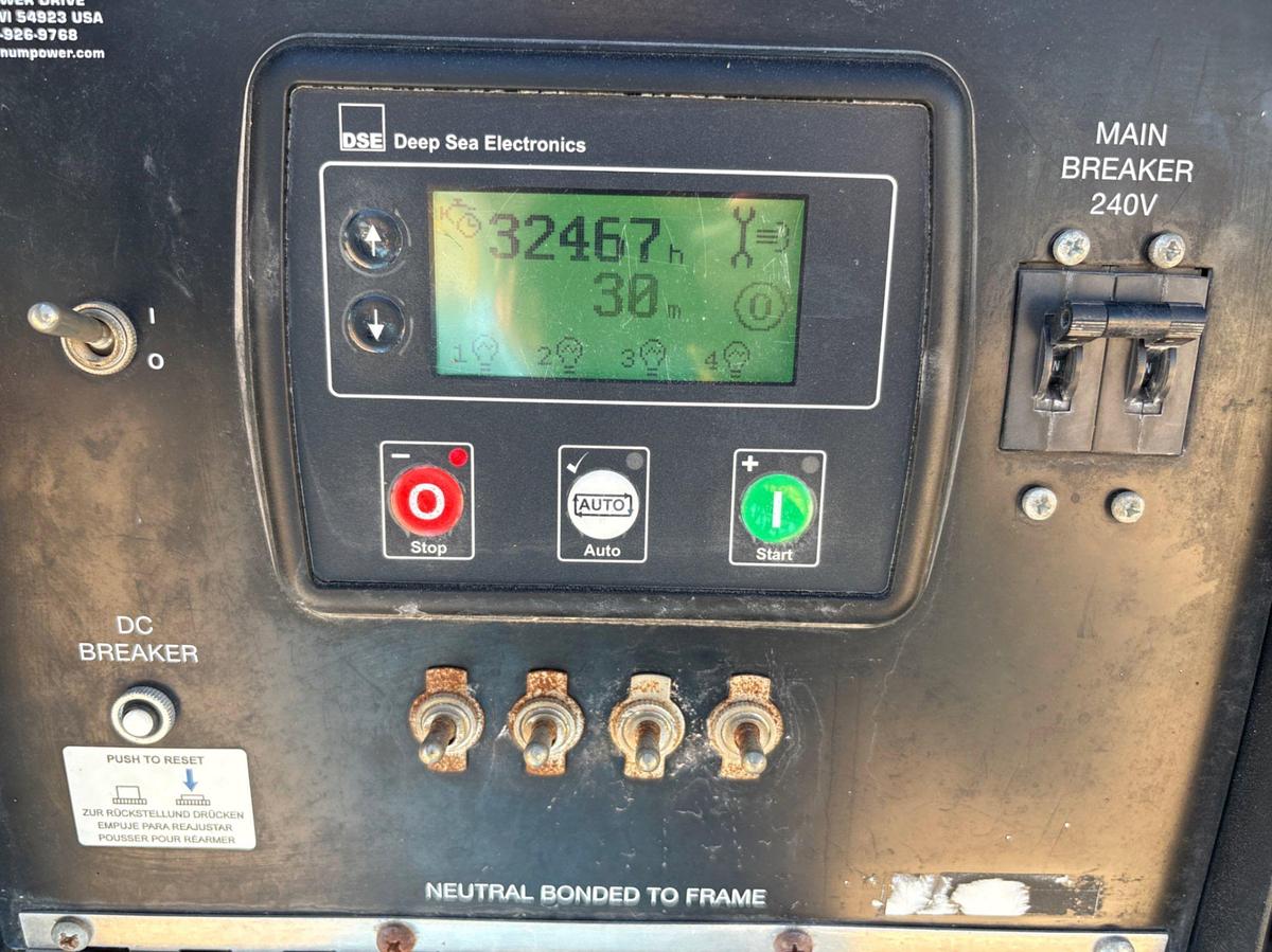 Used 2015 MAGNUM TRAILERS MLT4200 20KW T/A LIGHT TOWER COMBO TRAILER