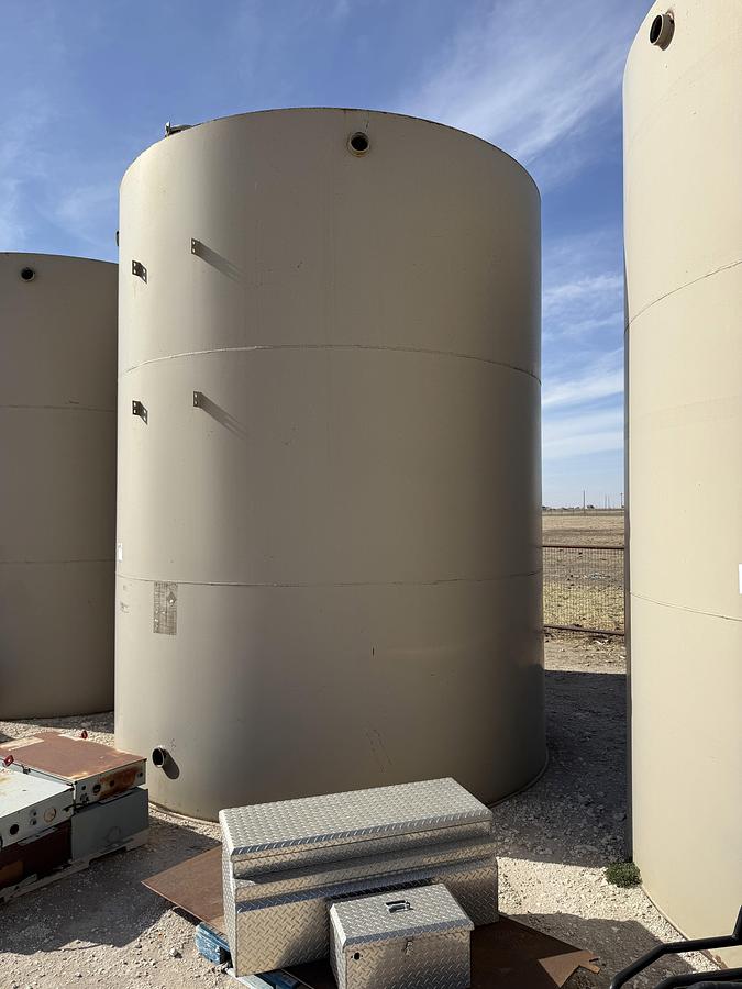 Used 2006 CRALL PRODUCTS 12’ DIA X 15’ H 300 BBL CRUDE OIL STORAGE TANK