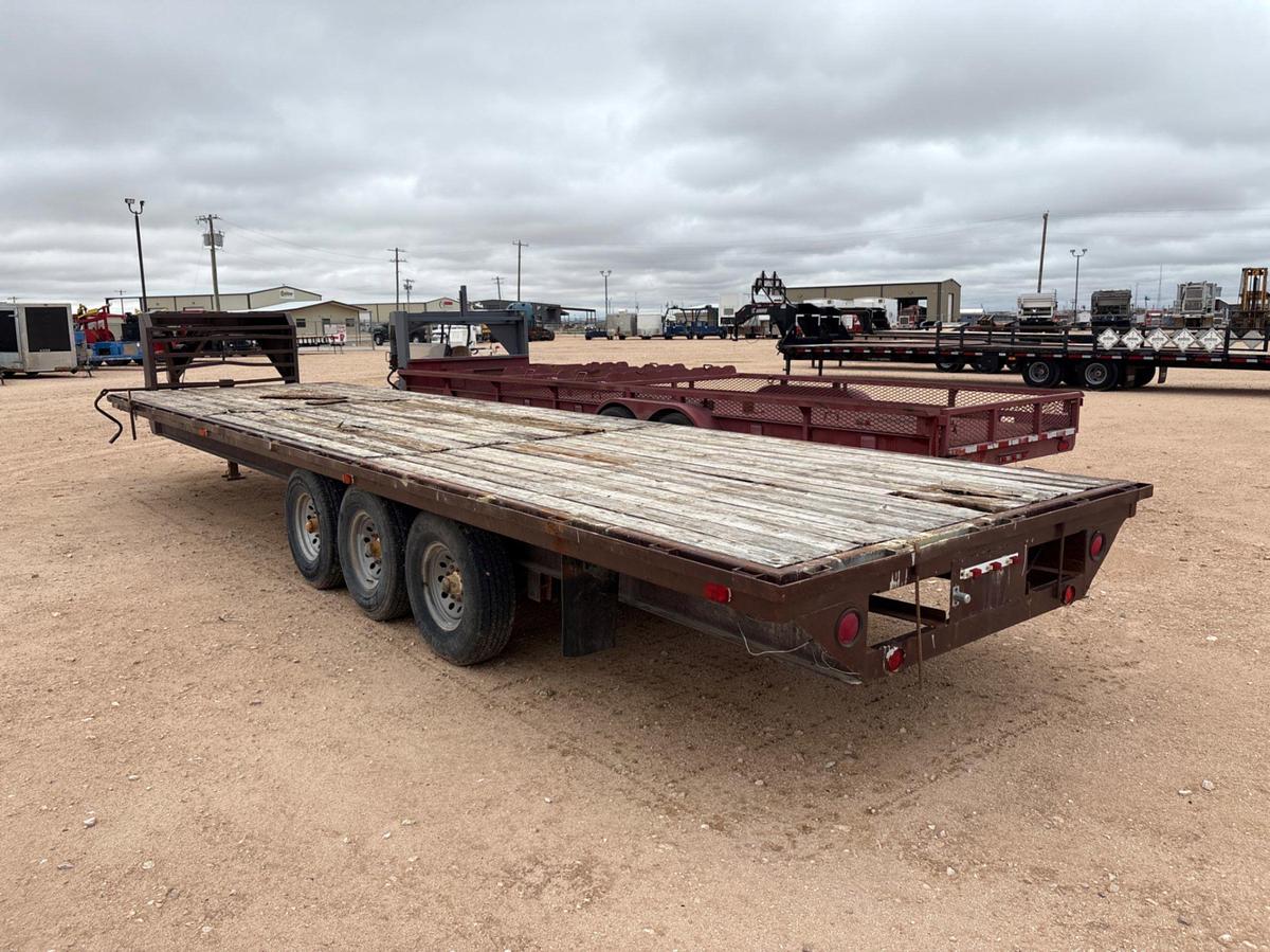 Used SHOPBUILT 30’ x 7.5’ 3-axle gooseneck trailer
