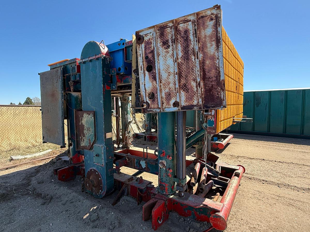 Used 2-SECTION 16.6’ H TELESCOPING SUB STRUCTURE W/ ZP175 ROTARY TABLE, RIGHT ANGLE DRIVE, & 33’ x 120” SKIDDED RIG RAMPS