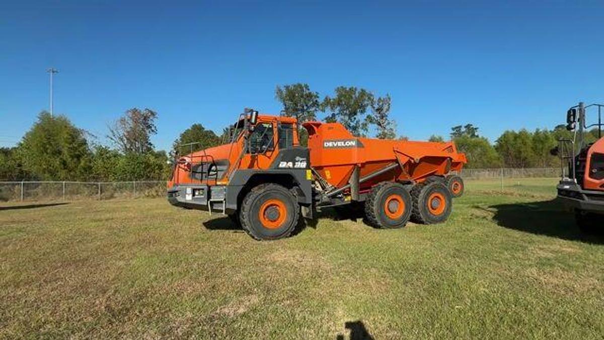 Used 2023 DEVELON DA30-5 ARTICULATED DUMP TRUCK ** WARRANTY TO 4/25/27 OR 5000 HRS**