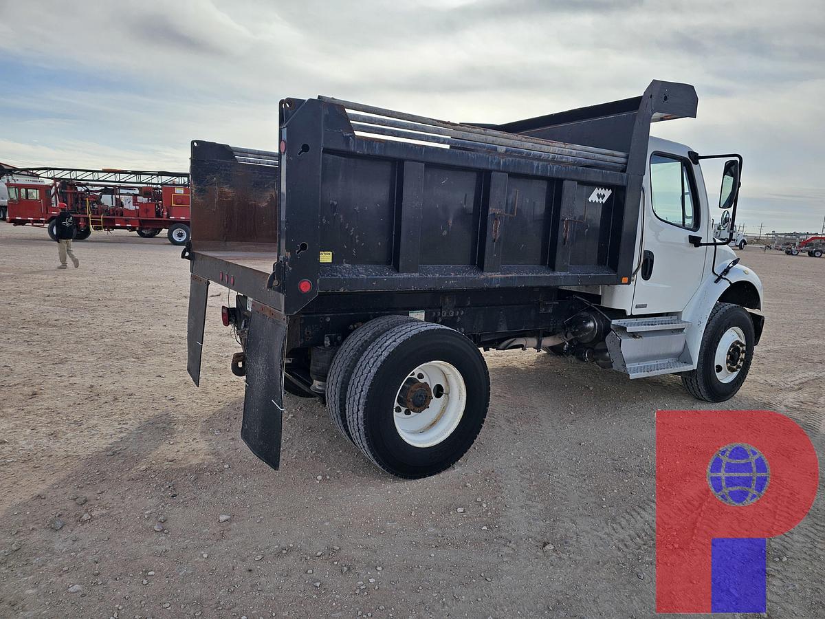 Used 2011 FREIGHTLINER M2 106 S/A DAYCAB DUMP TRUCK