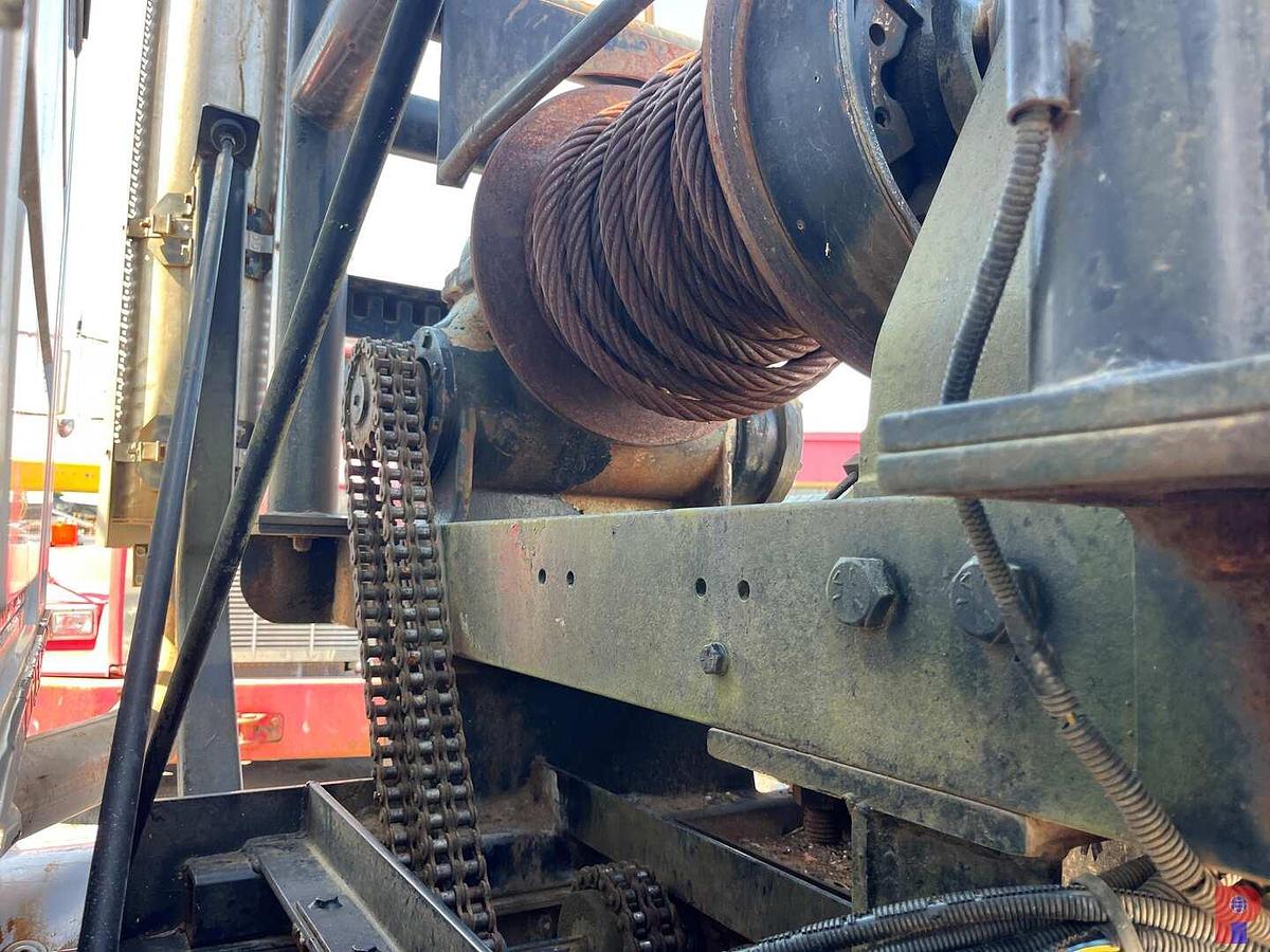Used 2001 MACK CH613 TRI AXLE 45K LBS. WINCH TRUCK