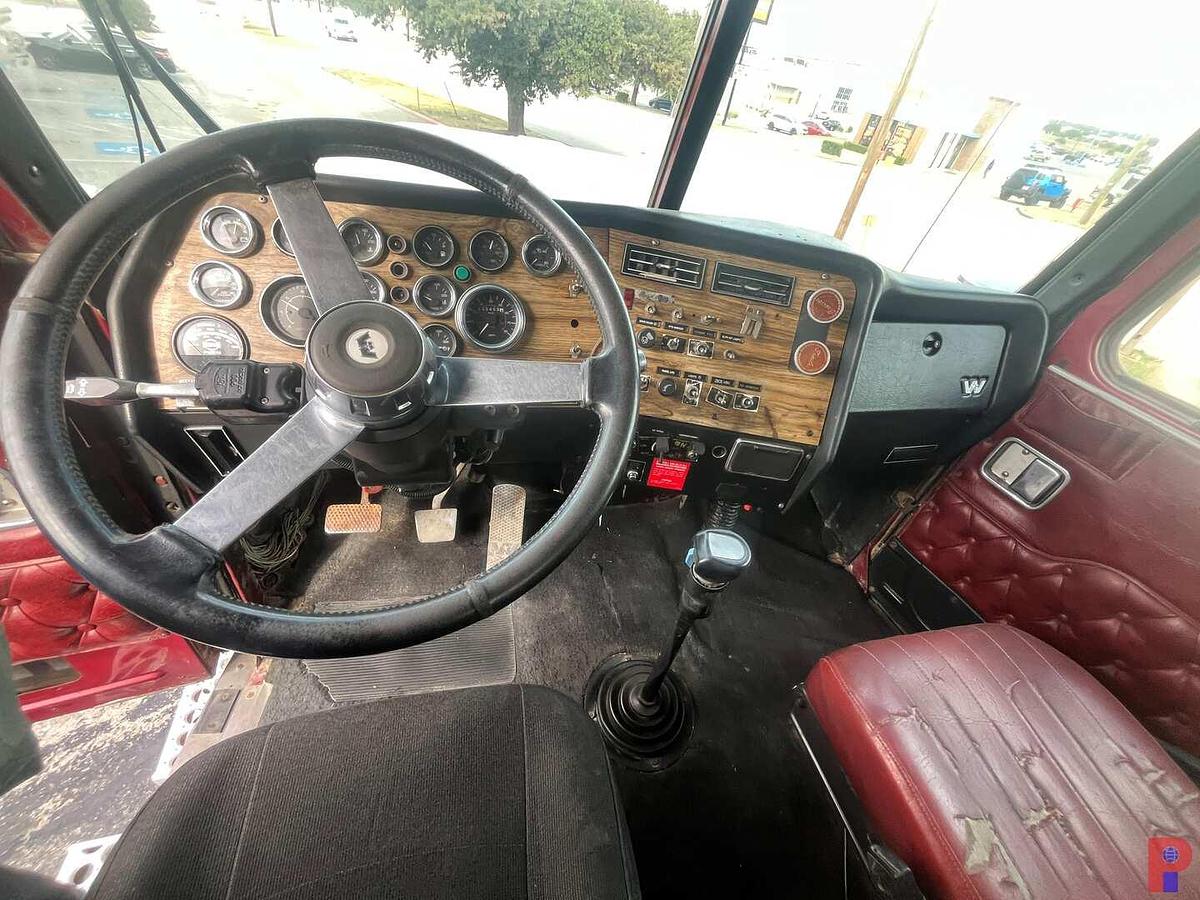 Used 1994 WESTERN STAR 4900 T/A 80 BBL VACUUM TRUCK