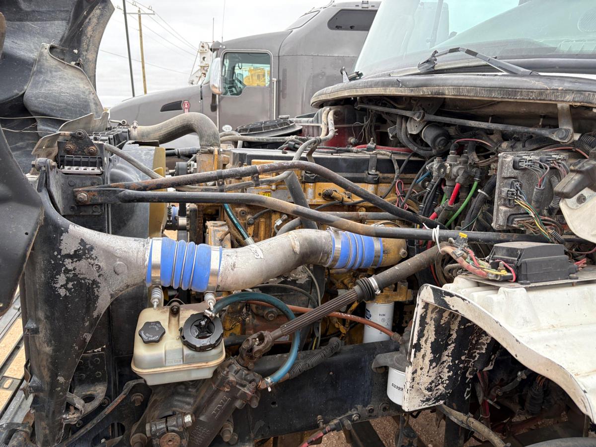 Used 2007 FREIGHTLINER M2112 T/A DAYCAB BOBTAIL VACUUM TRUCK