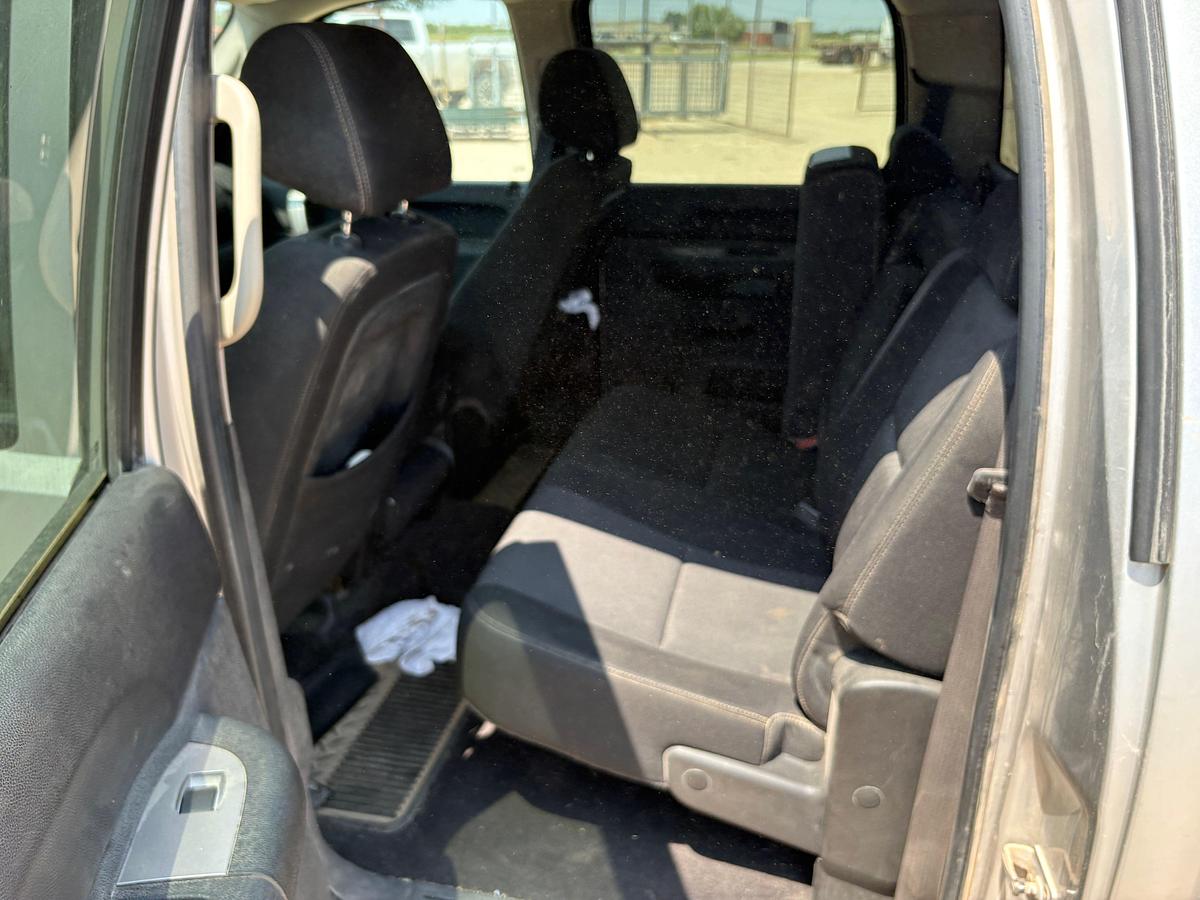 Used 2010 GMC SIERRA 1500 CREW CAB PICKUP TRUCK