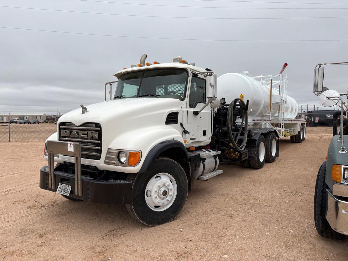 Used 2005 MACK T/A KILL TRUCK & 2013 TROXELL 130BBL KILL TRAILER