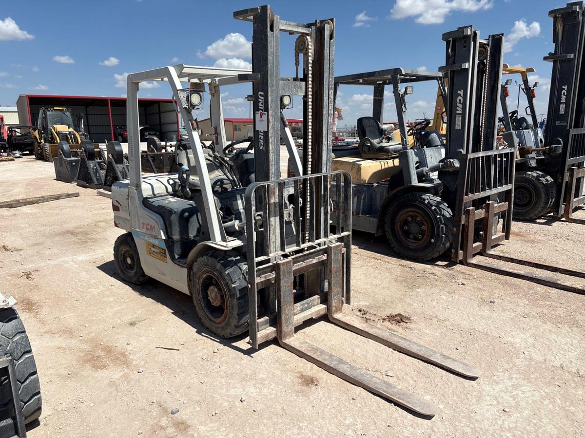 Used Unicarriers FHG30-A1 6,000lbs forklift