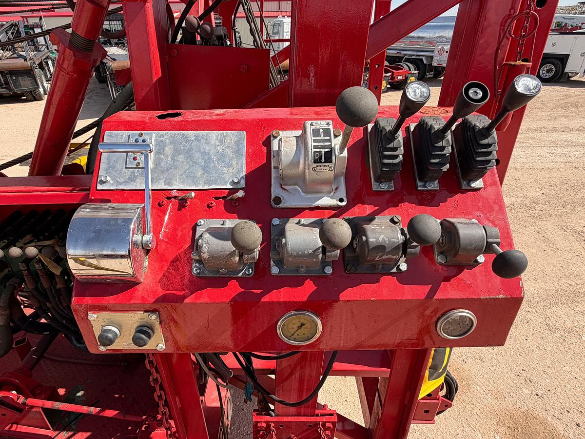 Used FRESHLY REFURBED 2007 CROWN CE600 DD 5 AXLE WELL SERVICE RIG 104'x265K MAST (2026 CAT IV)